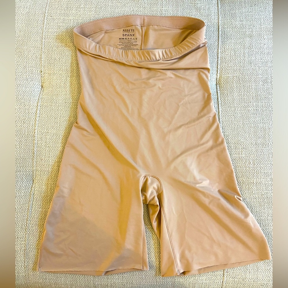 Assets by Spanx Women's Tan Compression Shapeware